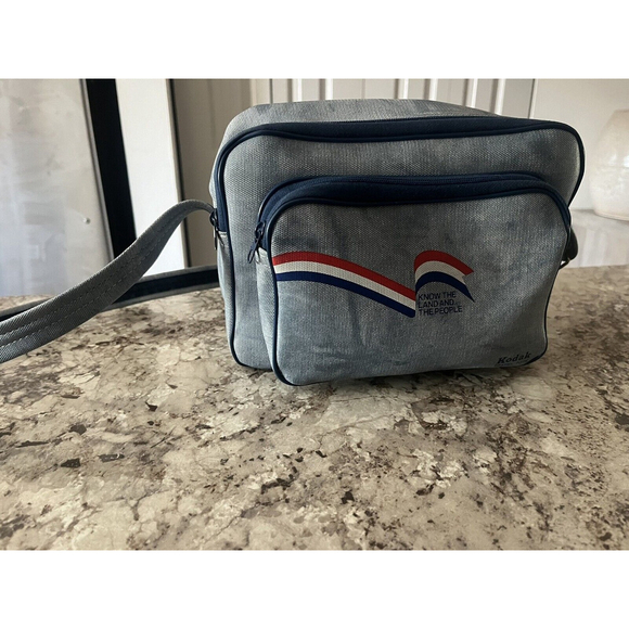 VTG Kodak Camera Bag Travel Tote Blue Vinyl 70's Patriotic Bicentennial Era‎ EUC - Picture 1 of 9